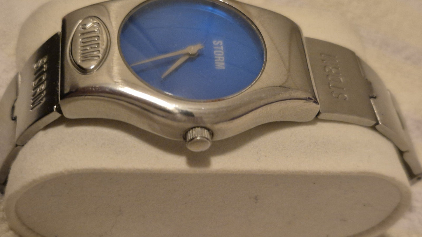 Vintage Storm Quartz Watch2