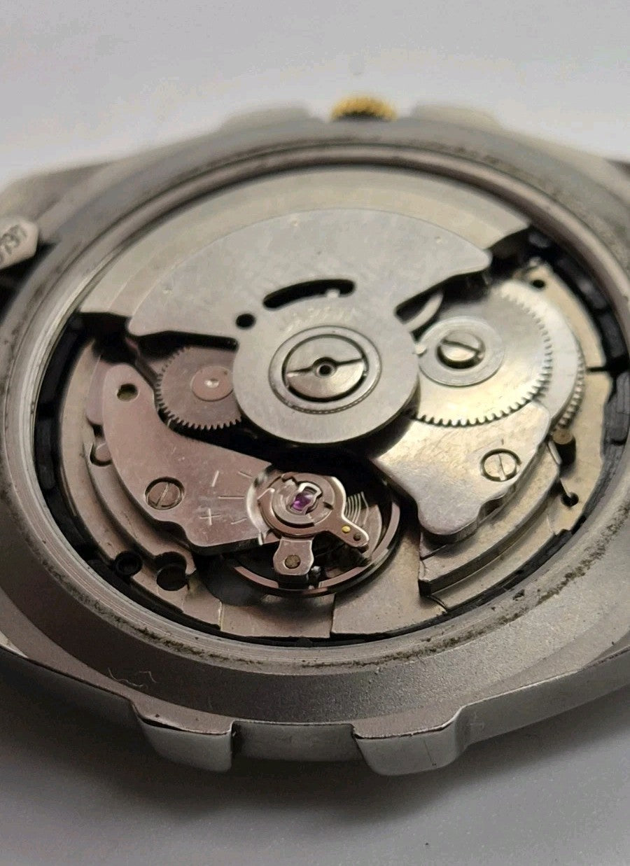 Seiko - 5 Superior Titanium Automatic Watch. Seiko cal. 7S36 Automatic movement.16