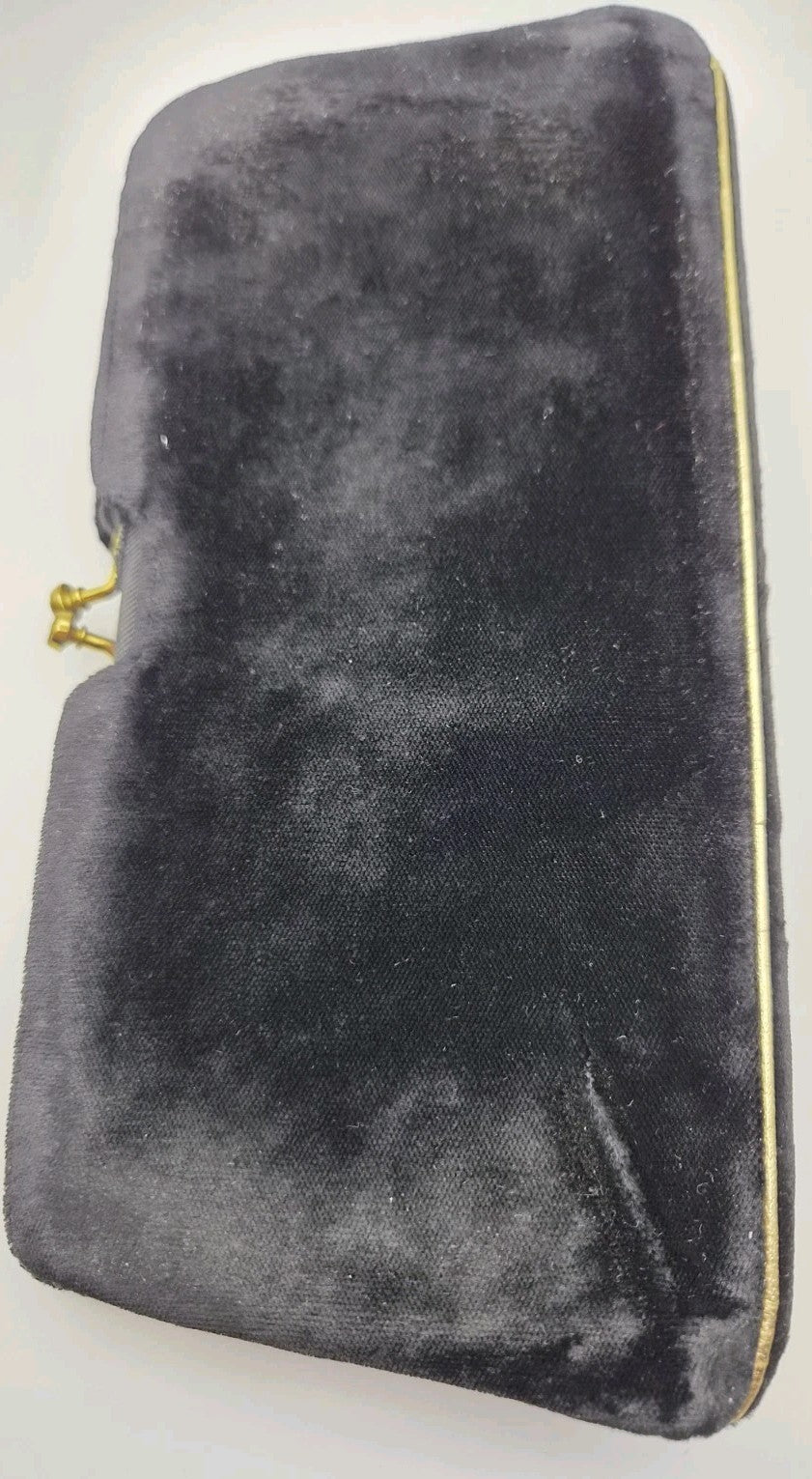 Vintage velvet kiss-lock clutch purse4