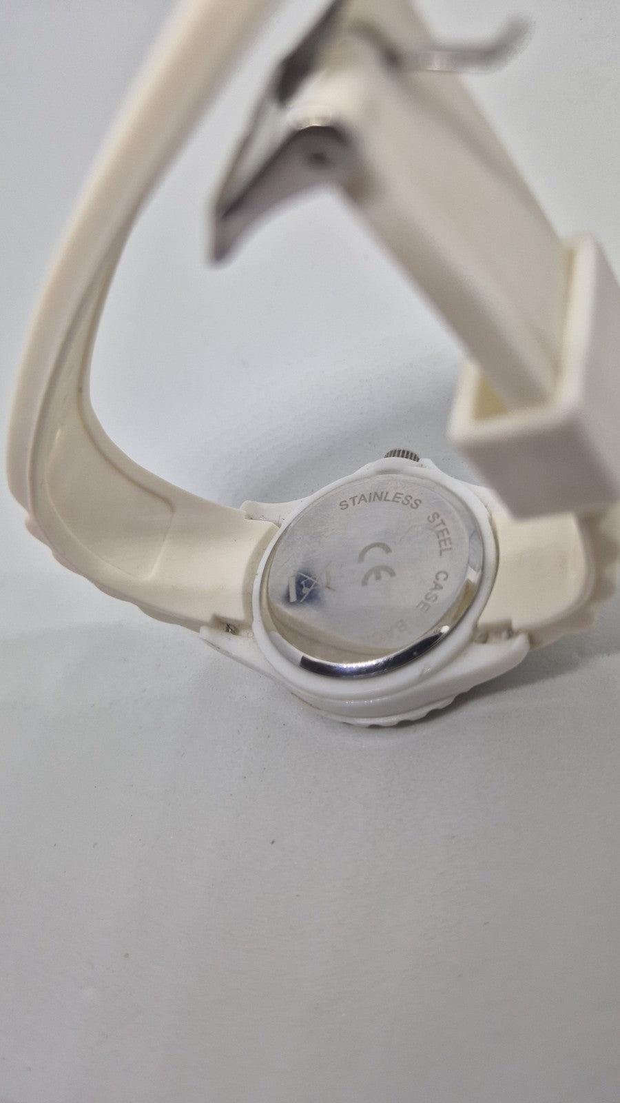 White and rose gold tone, plastic, quartz wrist watch10