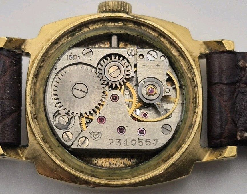 vintage Soviet-era Sekonda 17 Jewels ladies' mechanical wristwatch19