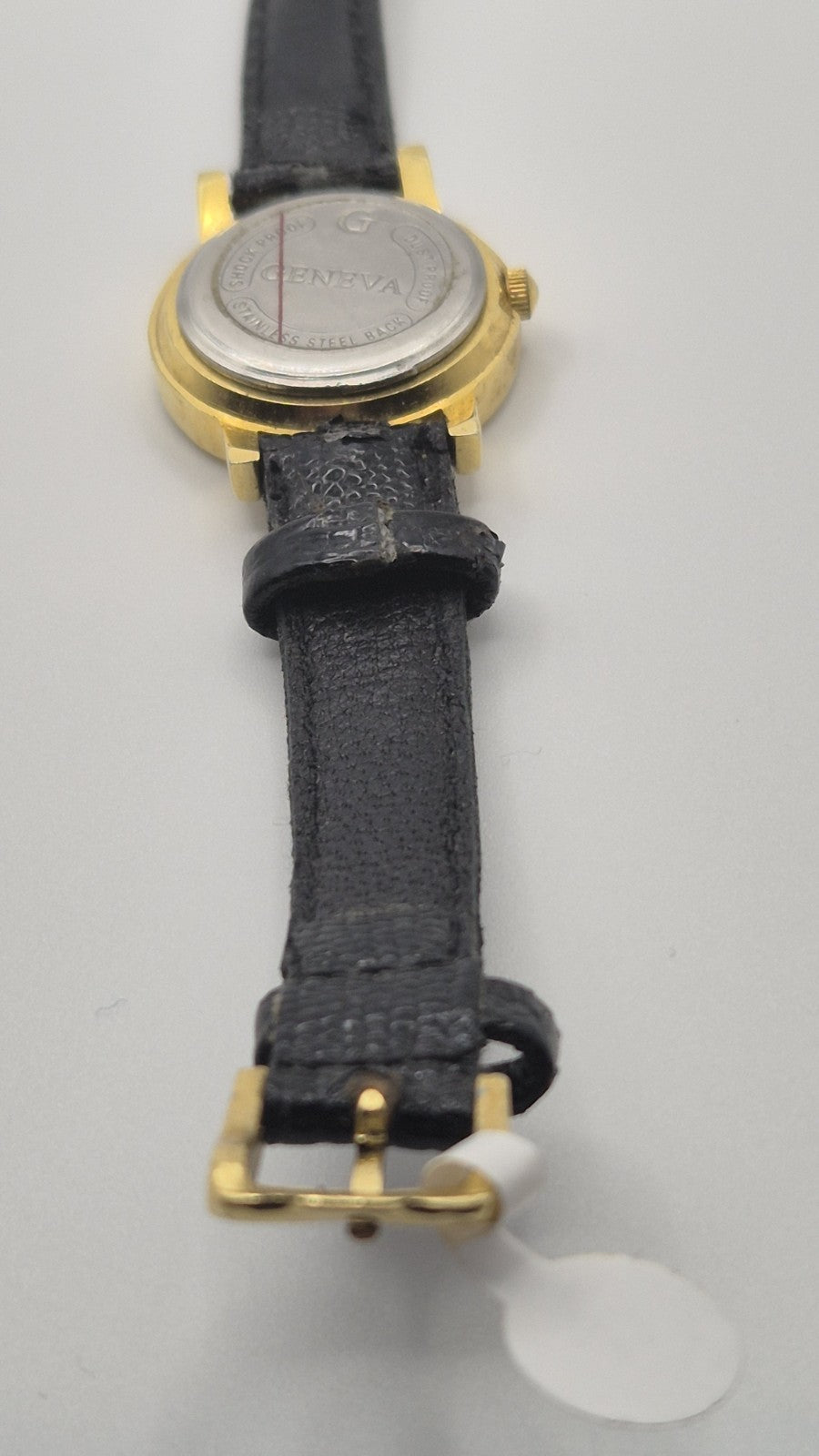 Ladies Geneva Quartz Watch With Gold Coloured Face And Case10