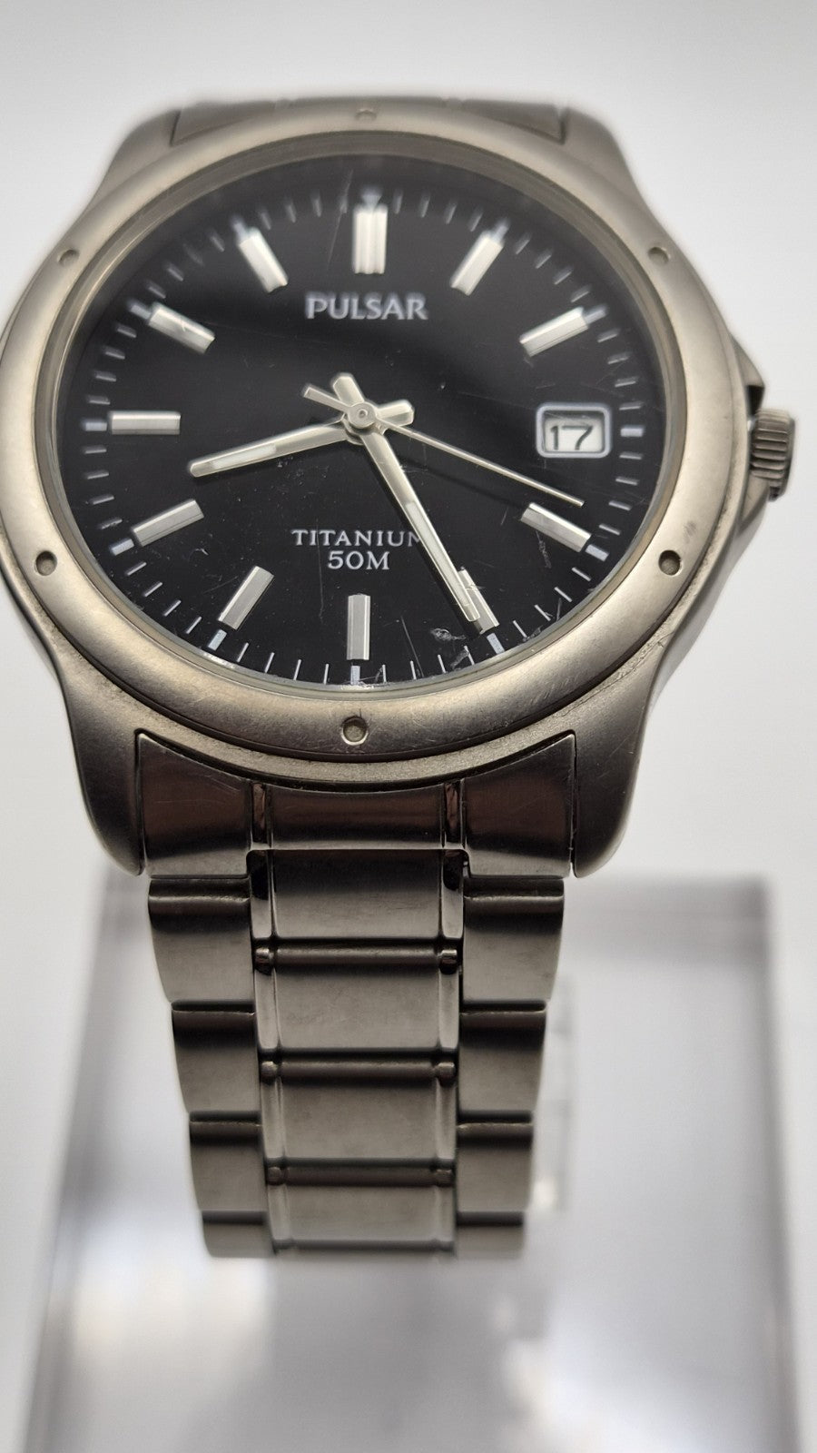 vintage Mens Pulsar Titanium VX42-X065  quartz watch  11