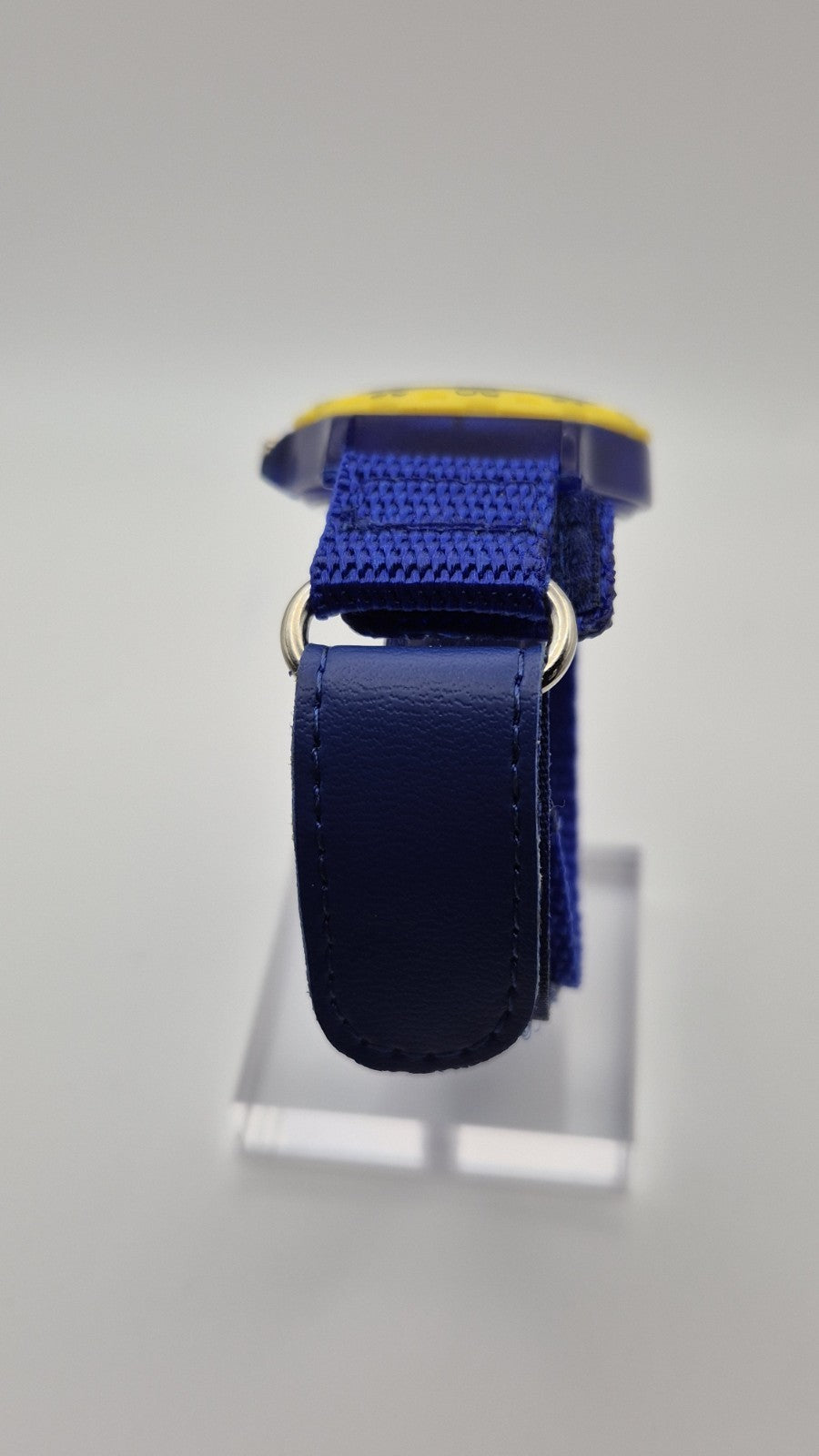 Renault Blue/Yellow Promotional Watch with rotating bezel 3