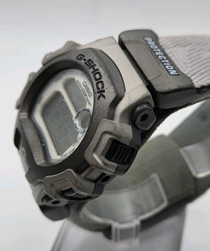 Casio G Shock DW-004 2164 Digital Watch. Working7
