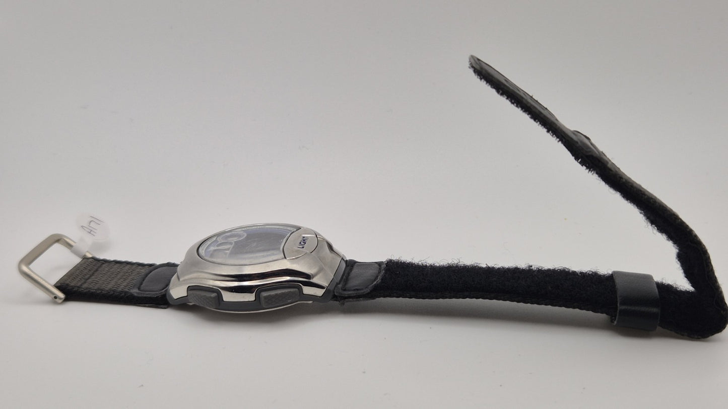 Casio W-752 digital watch11