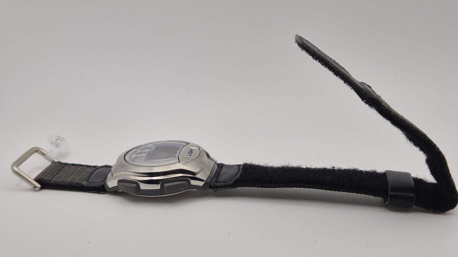 Casio W-752 digital watch11