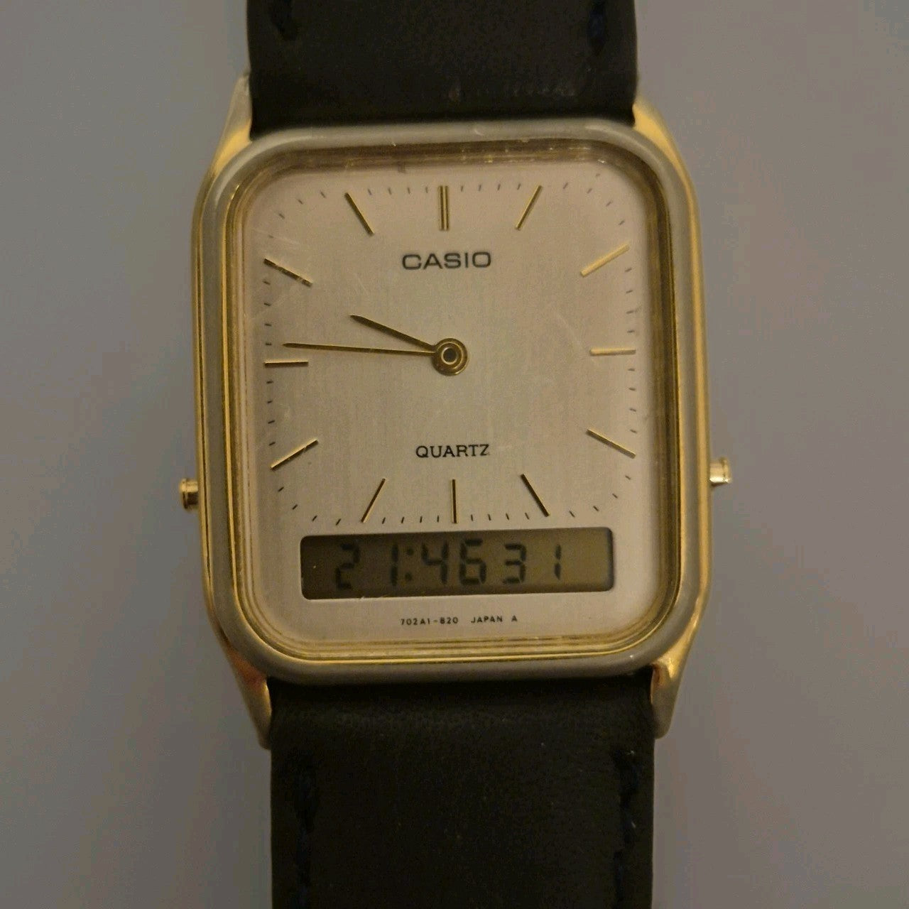 Vintage Casio AQ-706 analog-digital watch0