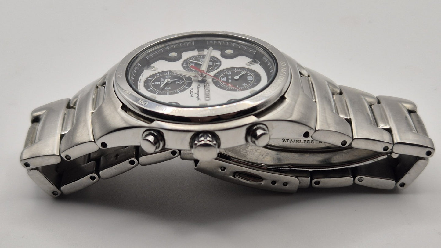 Seiko - Panda Dial Chronograph Cal. Seiko 7T62 Quartz Watch12