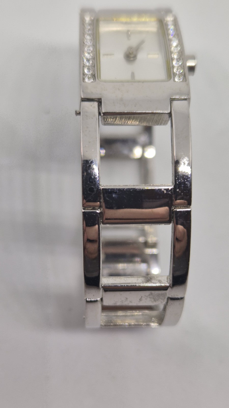Ladies Quartz Dress Bangle Watch1