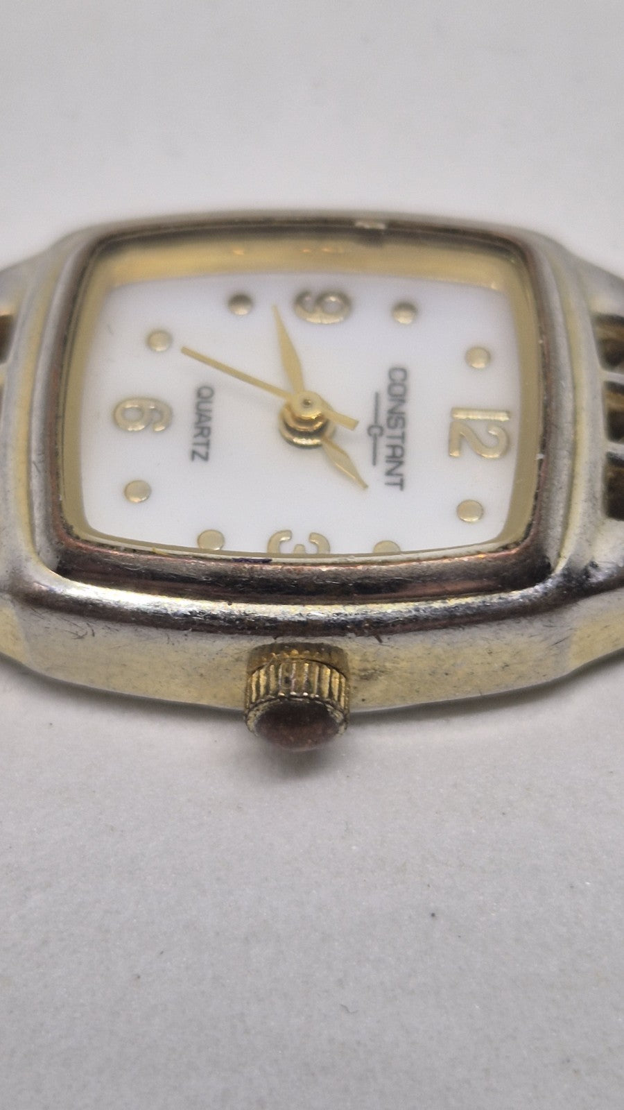 Vintage Constant Ladies Quartz Bracelet Watch Colour Gold2