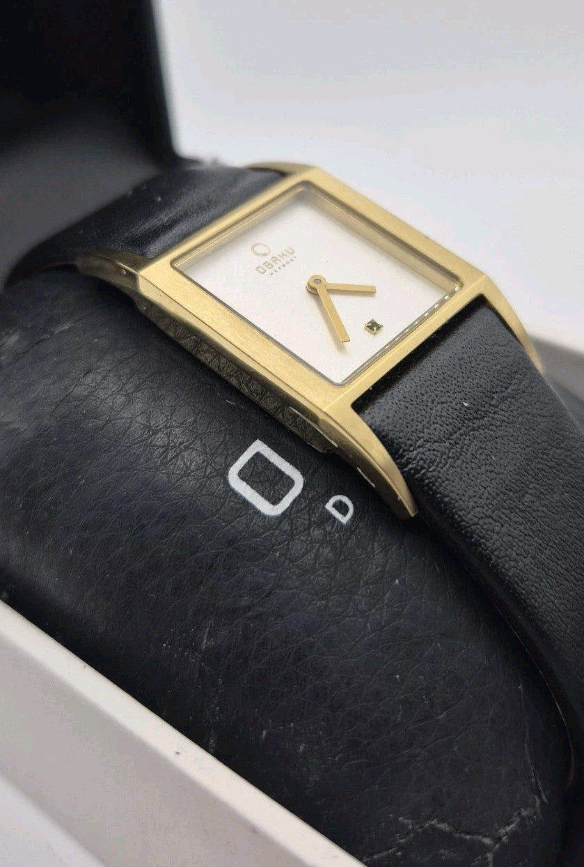 Obaku Harmony quartz Ladies wristwatch Model V113LGIRB With a gold tone...3