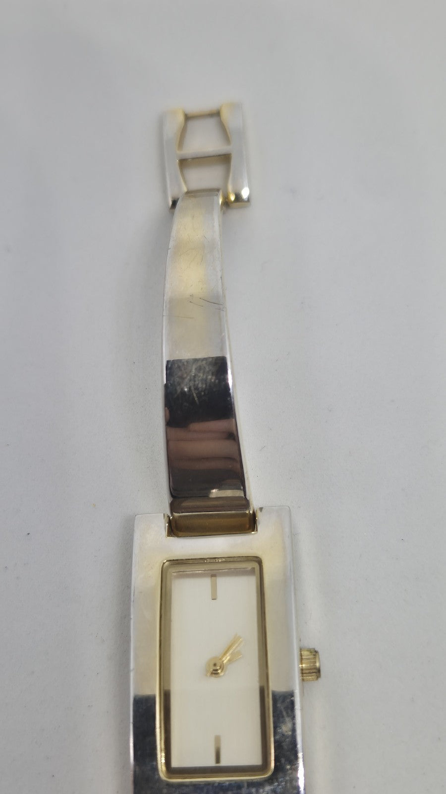 New Look Ladies Gold Tone Wristwatch Excellent Working Order New Battery Fitted5