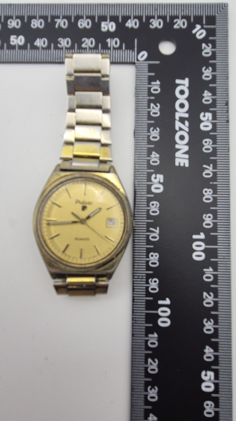 Pulsar quartz watch, model Y562-815921