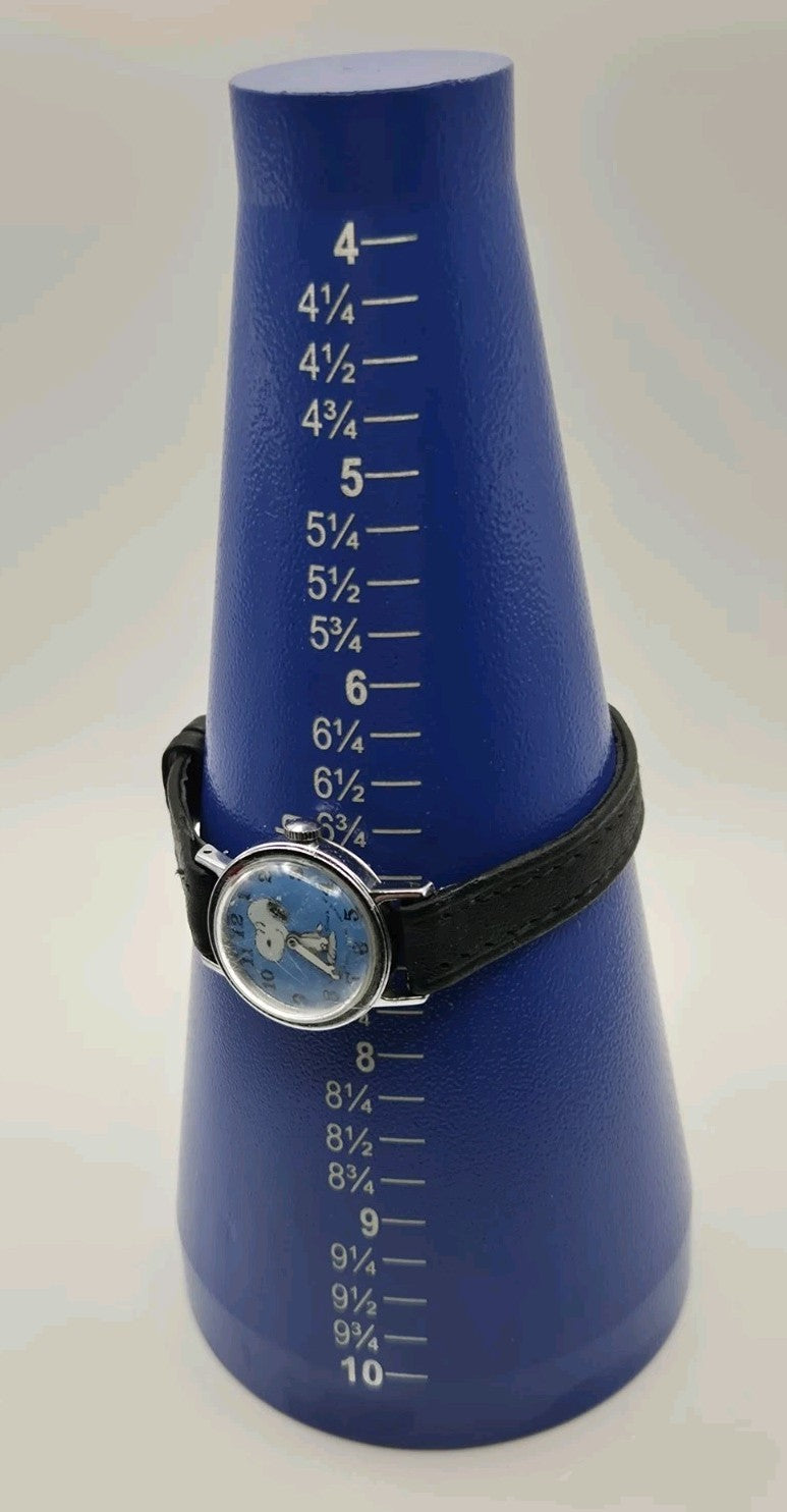 Timex 1958 Snoopy Hand Wind Watch Working17