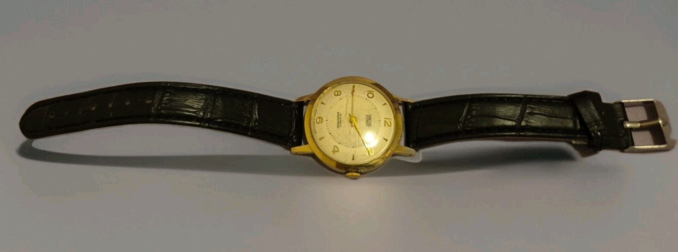 9ct gold Smiths Everest wrist watch. Working5