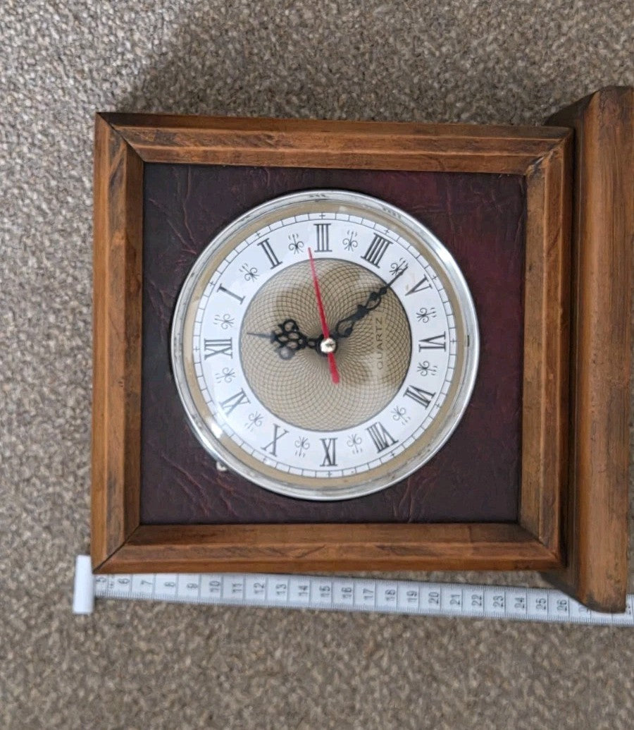 Wood QuartzMantel Clock4