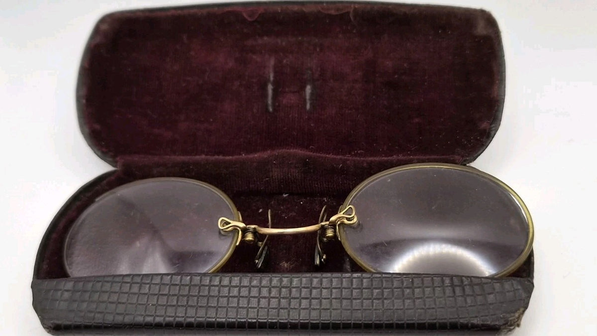 Vintage Glasses Spectacles Pince Nez 1900s Antique Gold Tone0