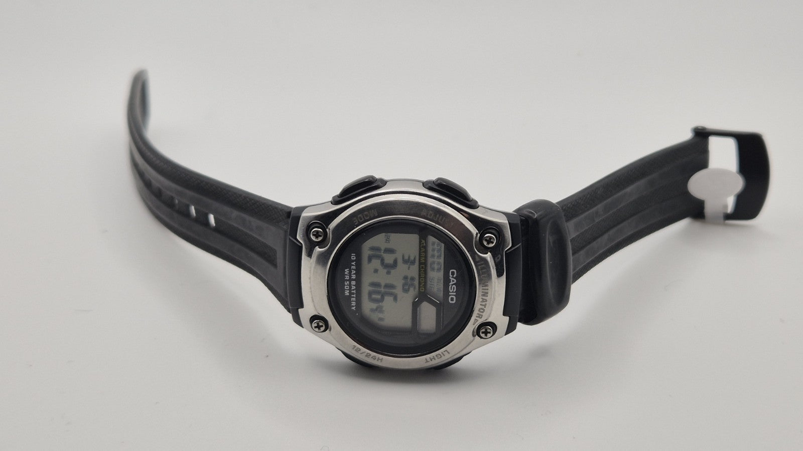 Casio W-211 3091 Digital Watch – Alarm Chrono 6