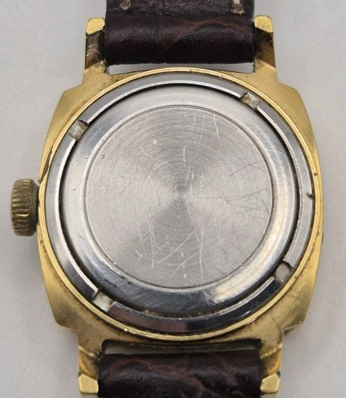 vintage Soviet-era Sekonda 17 Jewels ladies' mechanical wristwatch12