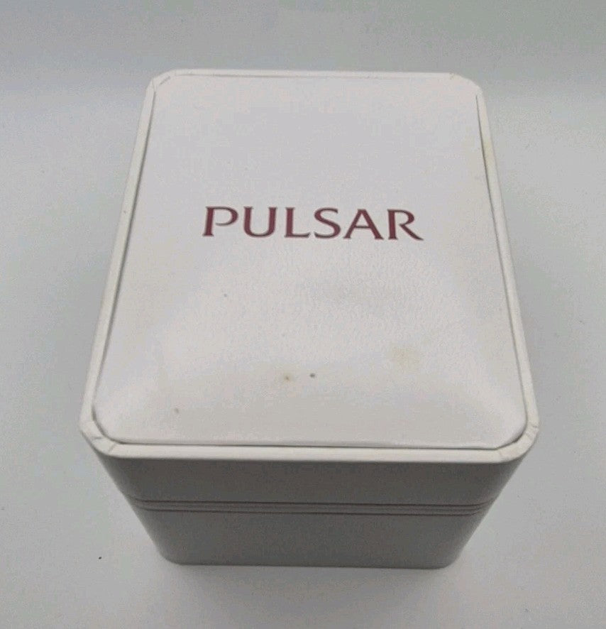 Pulsar YM62-X214 men's quartz chronograph wristwatch19