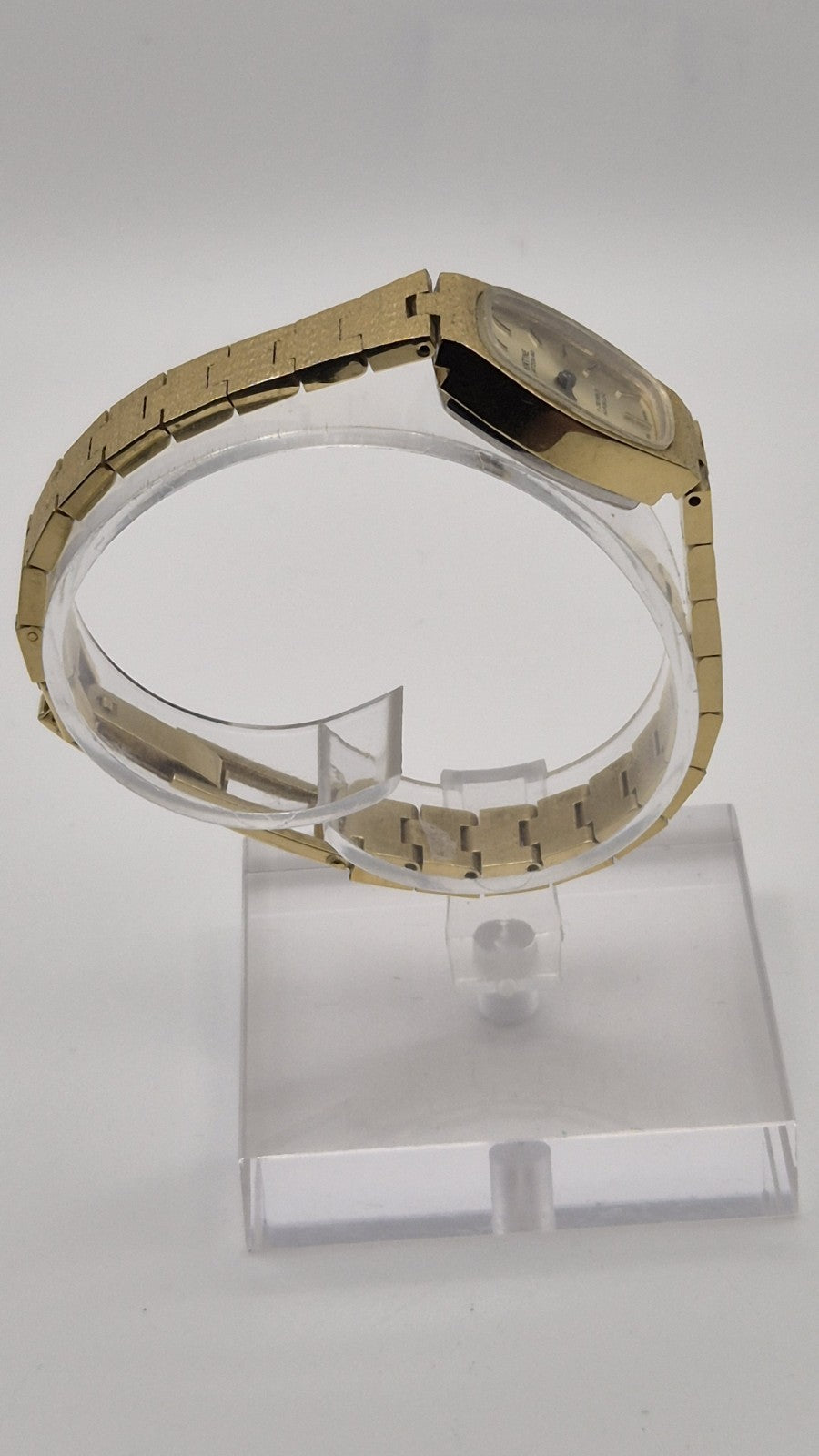  Ladies Montine Vintage Swiss Watch - 17 Jewels Incabloc - excellent3