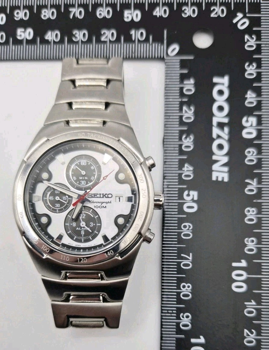 Seiko - Panda Dial Chronograph Cal. Seiko 7T62 Quartz Watch19