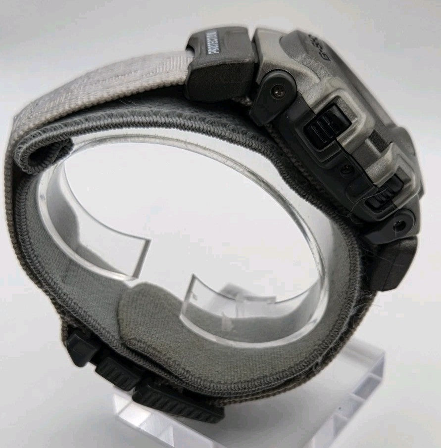 Casio G Shock DW-004 2164 Digital Watch. Working3