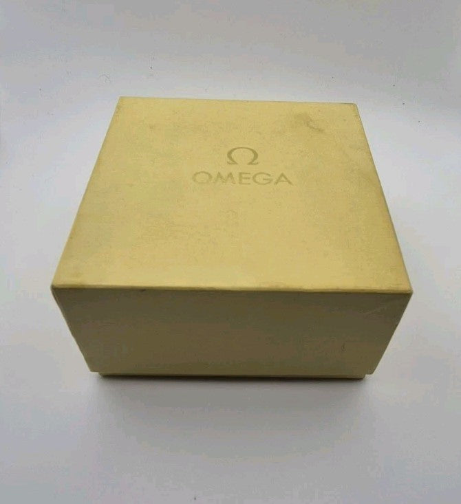Omega Ladies Cal 625  9 carat Gold Manual Watch14