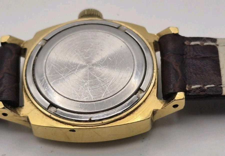 vintage Soviet-era Sekonda 17 Jewels ladies' mechanical wristwatch14