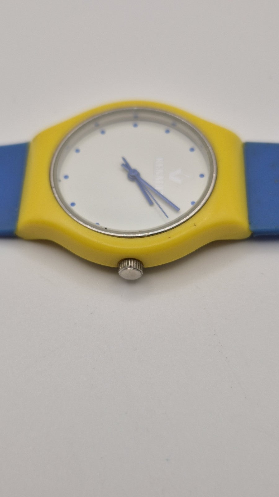 Vintage 1990s Renault Promotional Watch Quartz Rubber Strap Working2