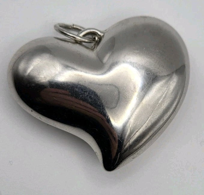 Vintage Silver Puffy Heart Charm Pendant0