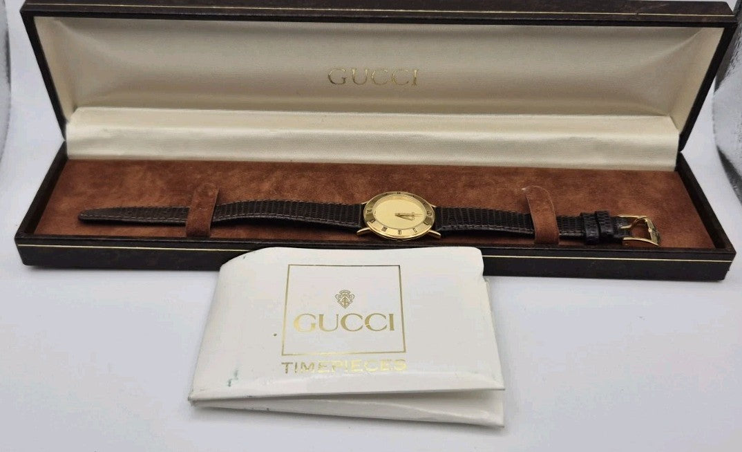 GucciGold 3000.2.L A new strap and a new battery2