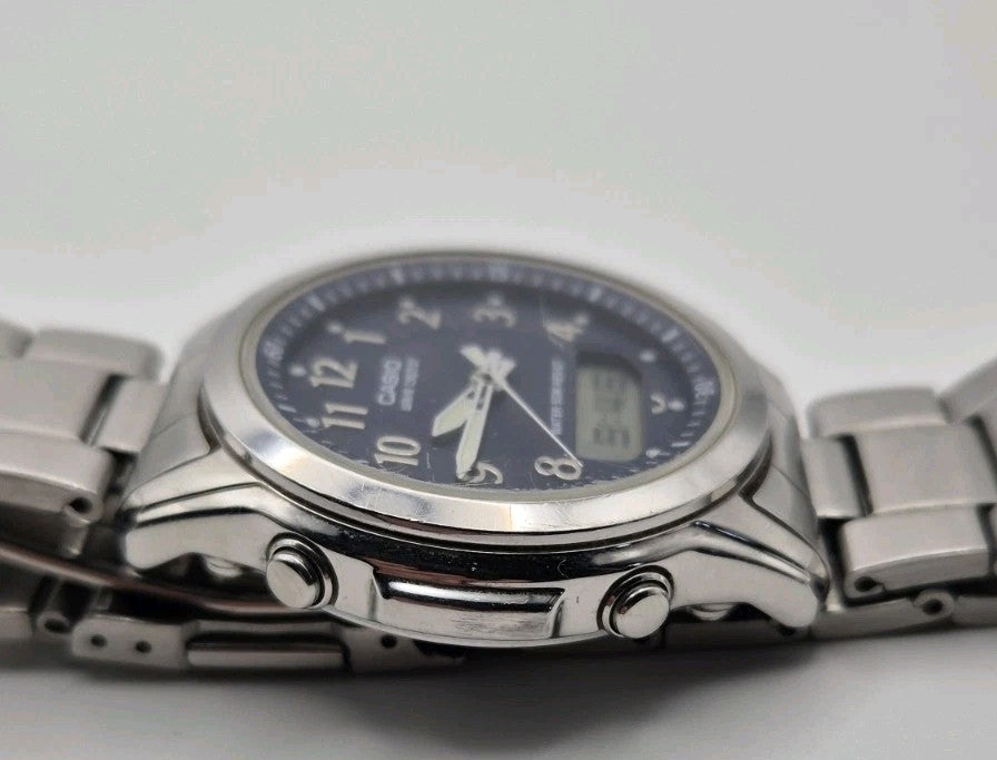 Casio Wave Ceptor WVA-210 wristwatch4
