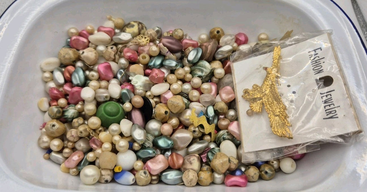 Job Lot   291g Assorted beads findings for jewellery making, Crafts Etc 0