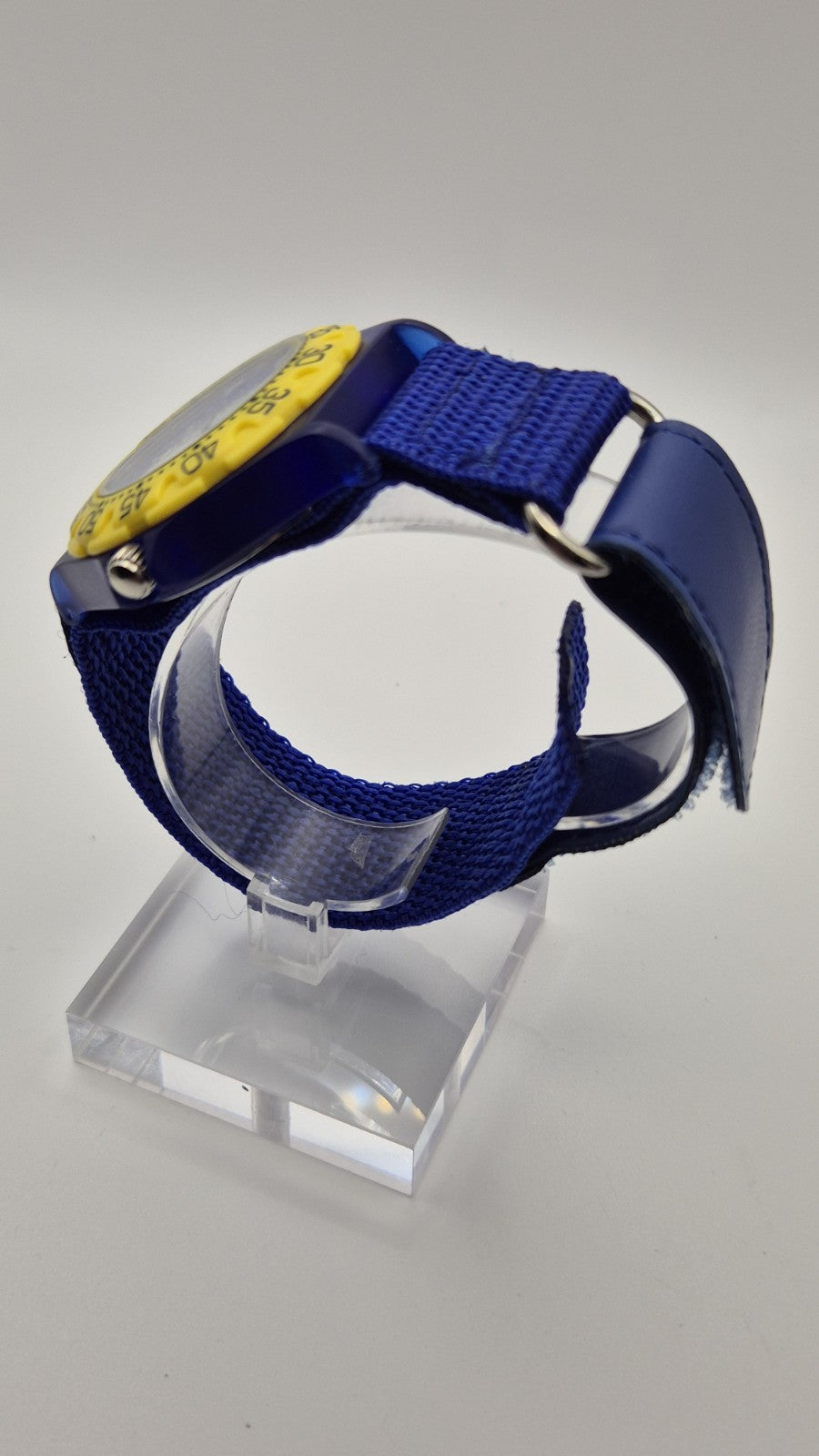 Renault Blue/Yellow Promotional Watch with rotating bezel 5