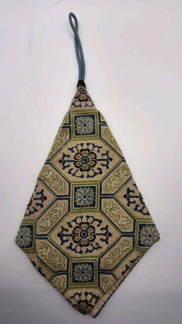 diamond-shaped needlepoint or petit-point pouch Bag5