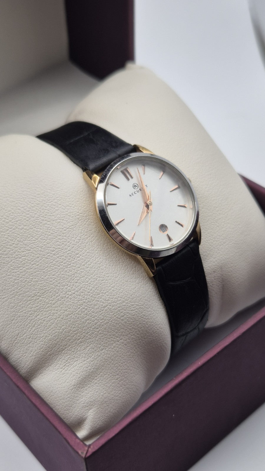 Accurist Ladies Classic Date wristwatch model 8073 with a white dial and...5