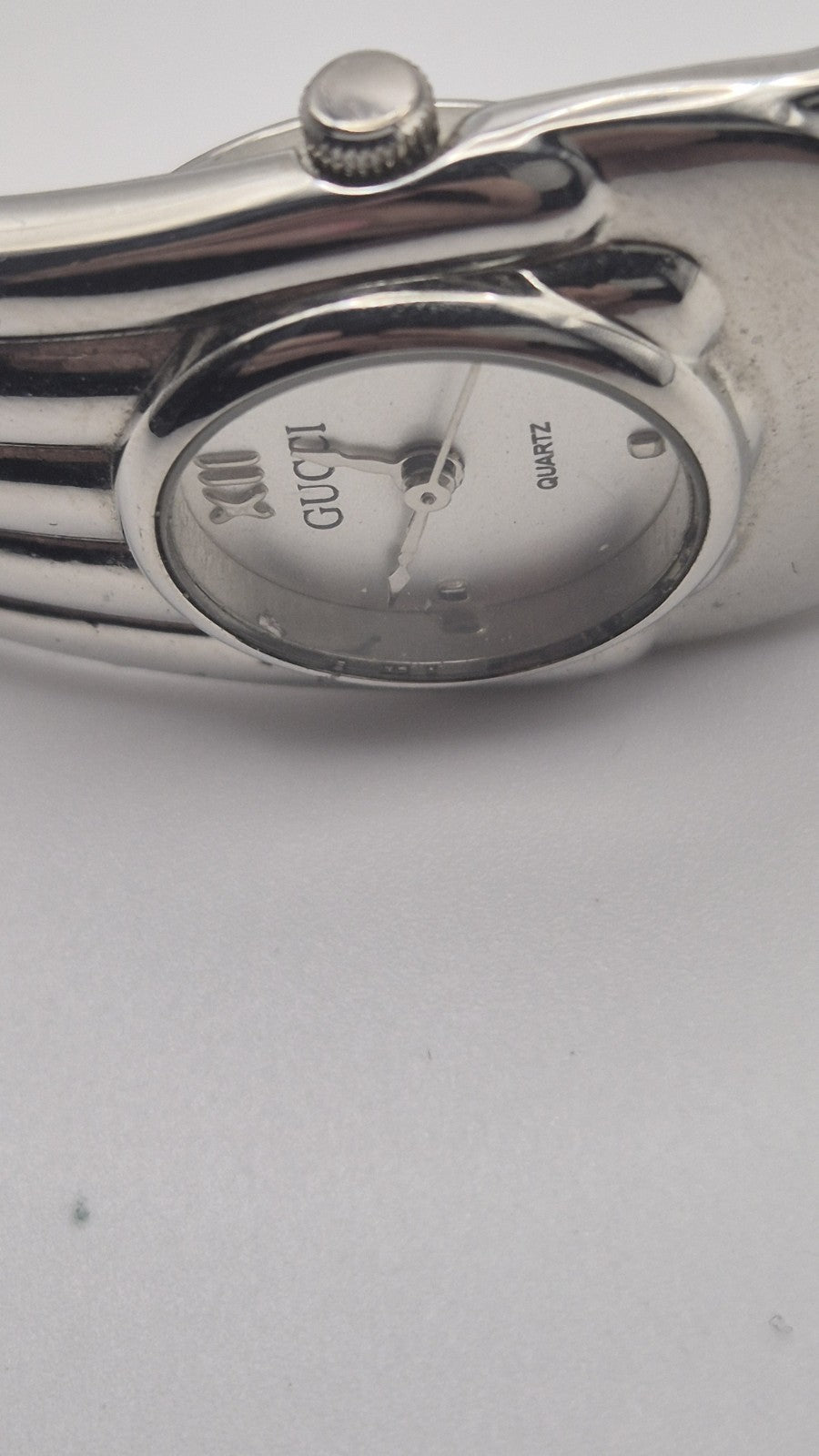 gucci bangle watch woman6