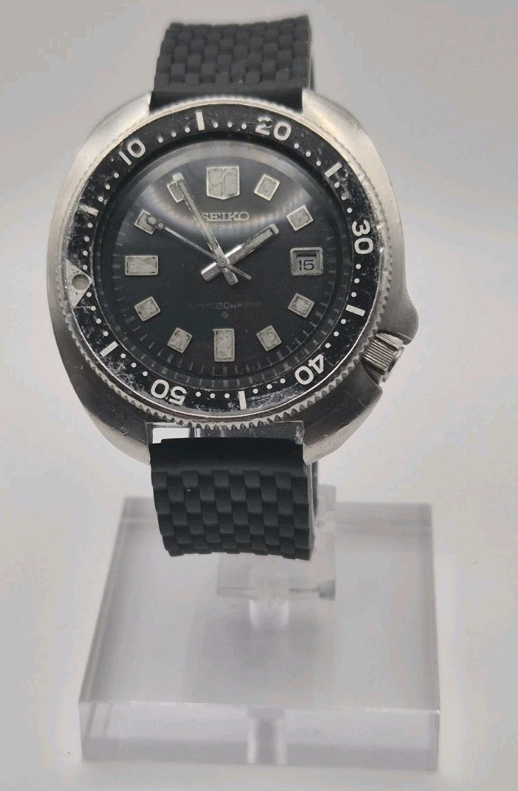 Seiko 6105  8110 'Willard' Diver Watch Vintage with waffle strap1