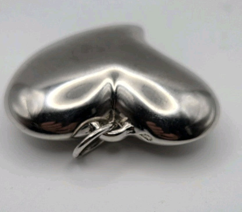 Vintage Silver Puffy Heart Charm Pendant2