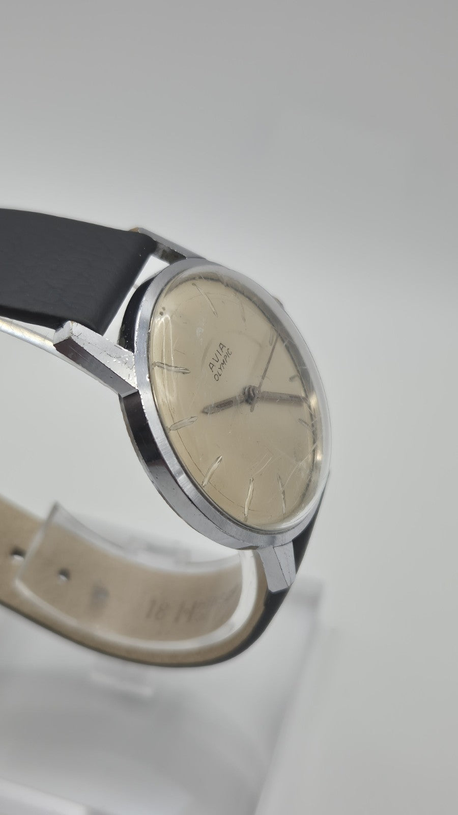 Avia  Mens Olympic  Swiss Made Vintage Mechanical Watch4
