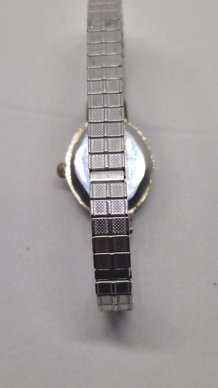 Philip Mercier Ladies  Quartz Watch  With A Expandable Bracelet8
