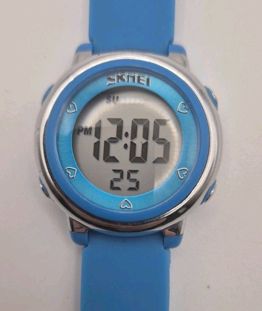 Blue SKMEI digital watch0