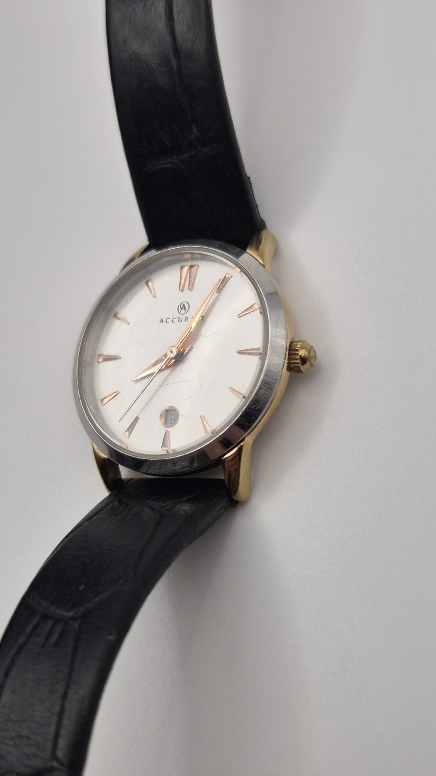 Accurist Ladies Classic Date wristwatch model 8073 with a white dial and...14