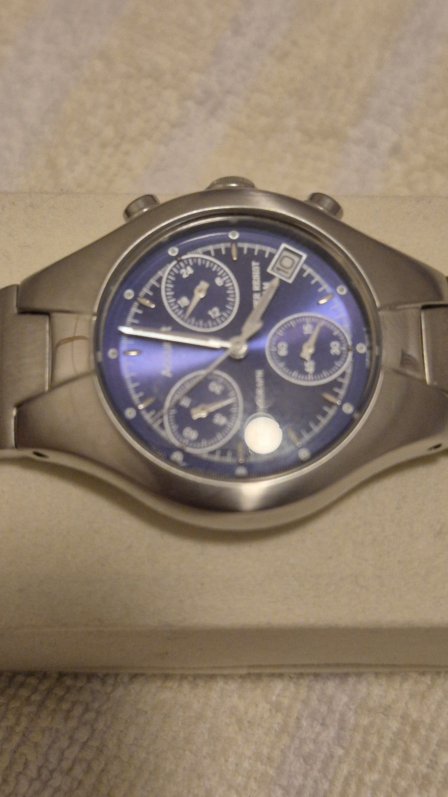 Vtg Accurist Chronograph Date Blue Face Steel Bracelet  Quartz Watch1