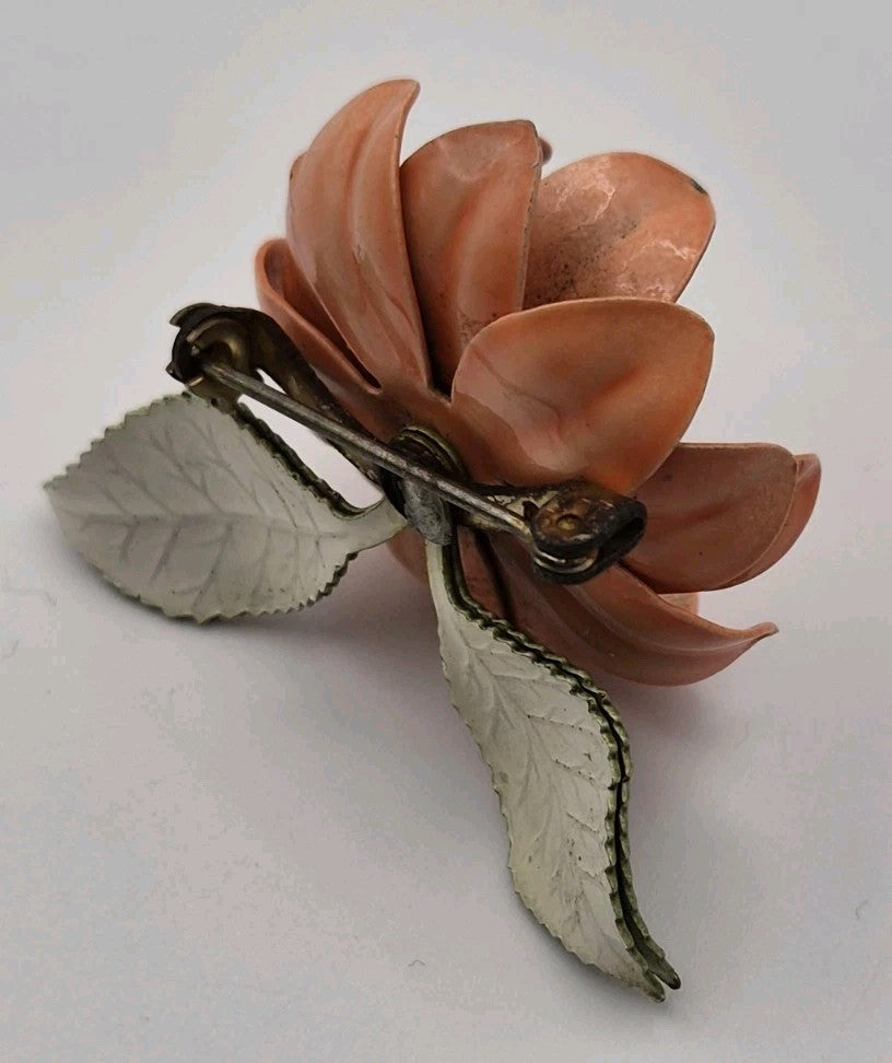 vintage dimensional floral brooch4