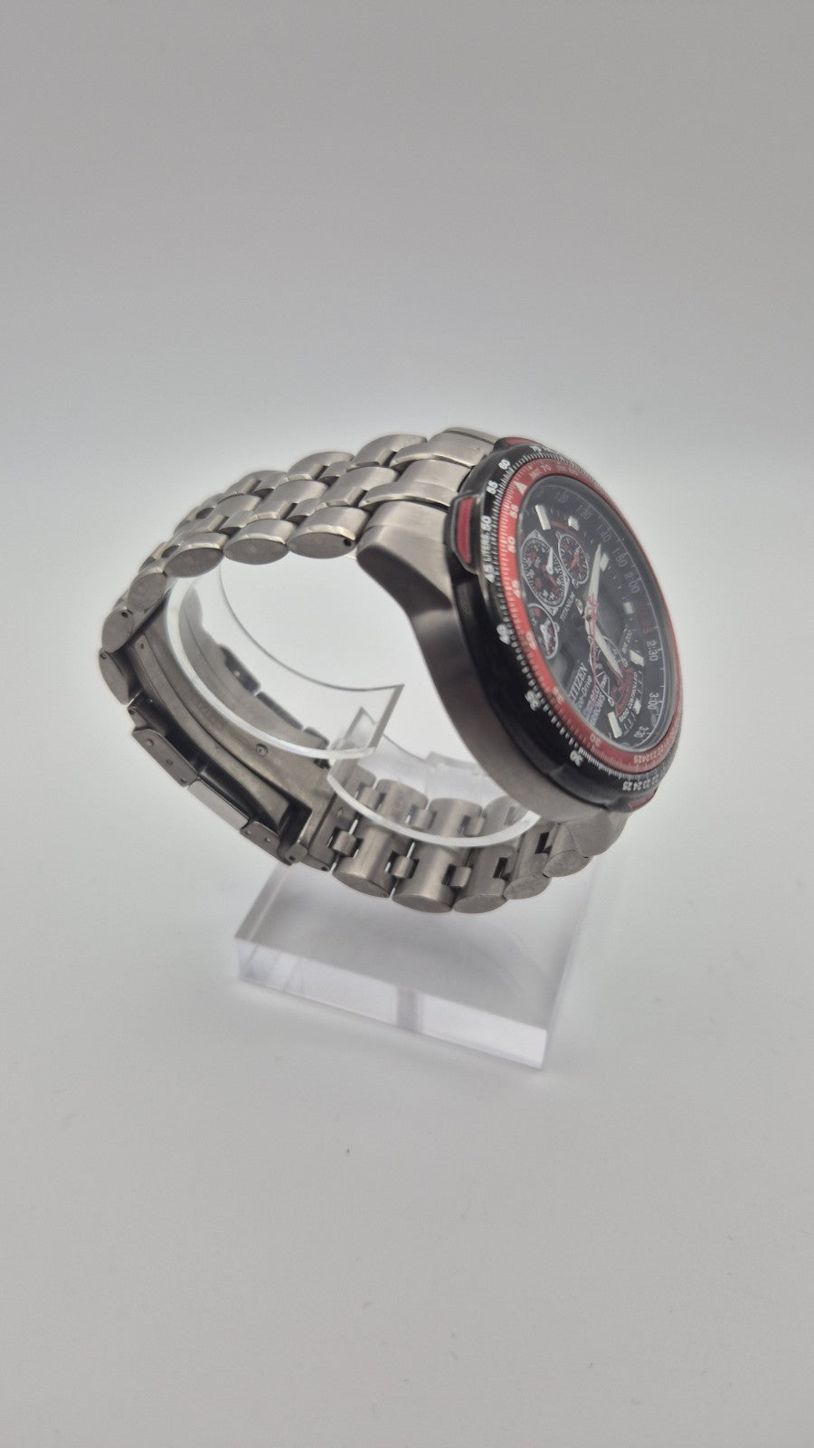 Citizen Red Arrows Skyhawk A.T watch featuring a Titanium case and bracelet4