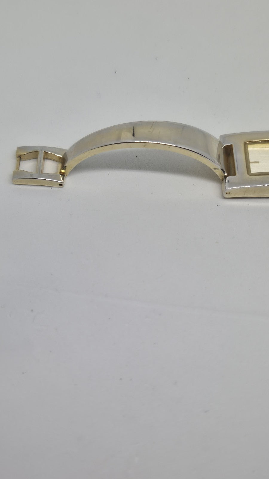 New Look Ladies Gold Tone Wristwatch Excellent Working Order New Battery Fitted6