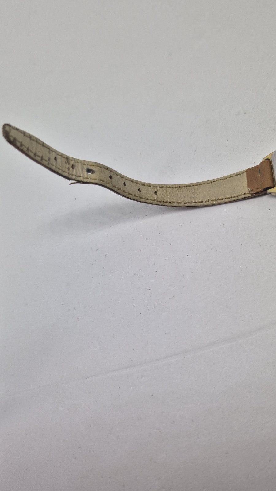vintage Pulsar V810 ladies' goldtone quartz watch.8